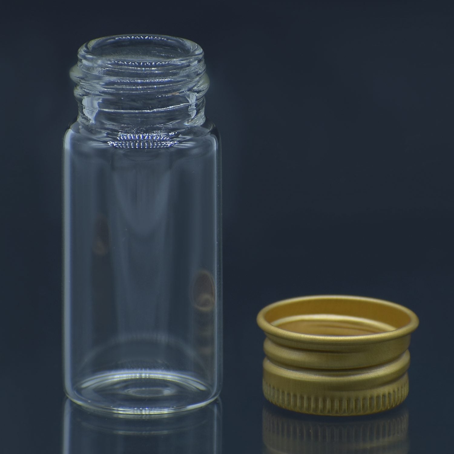 Mini Glass Bottles With Gold Cap 10ML 22X50MM 8Pcs GB22X10ML